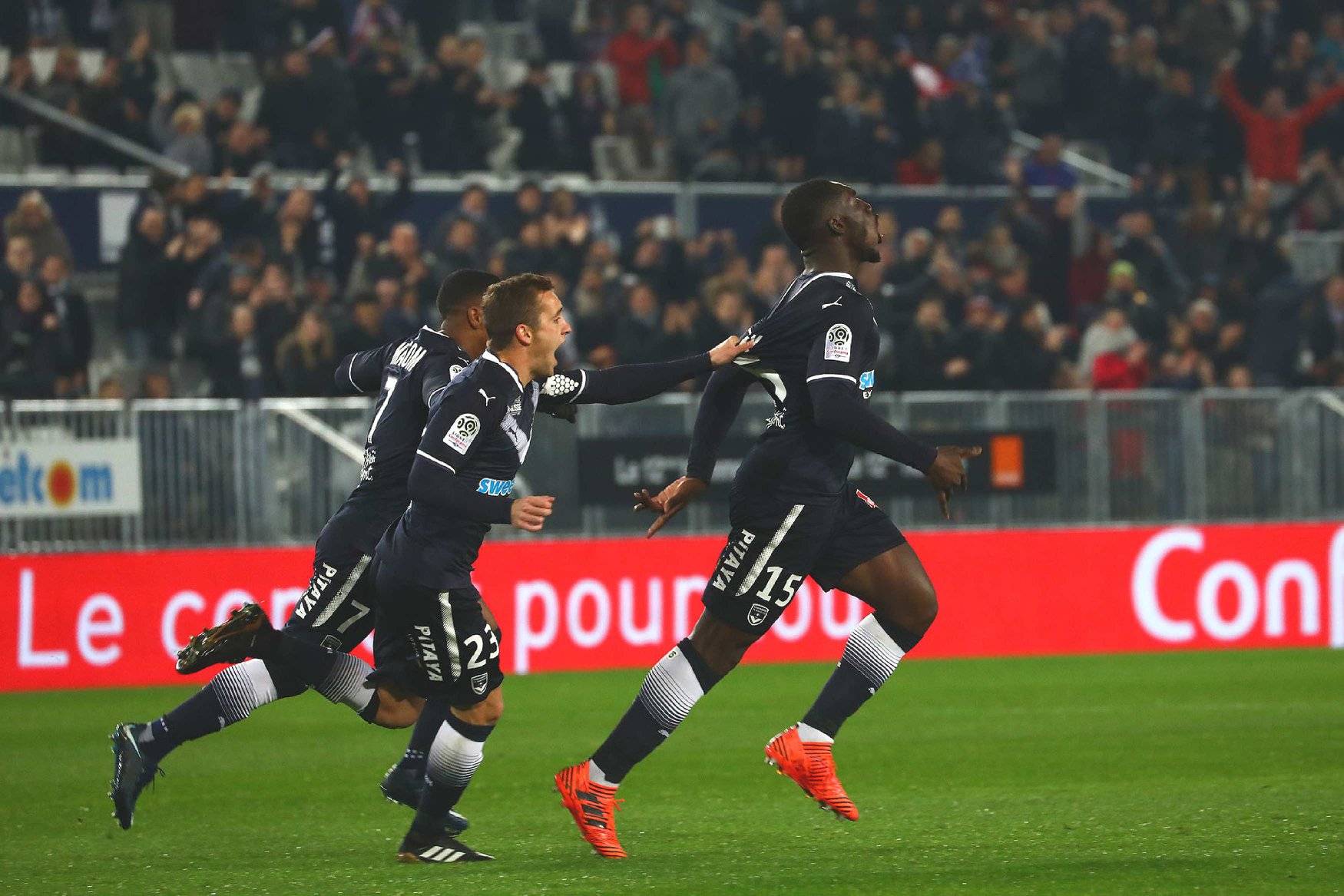 【新闻】全球晶圆代工恐衰退 3%，10 年来首见！